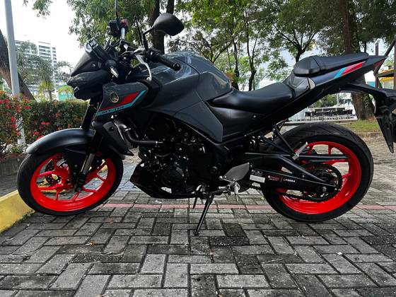YAMAHA MT-03 ABS YAMAHA MT-03 ABS